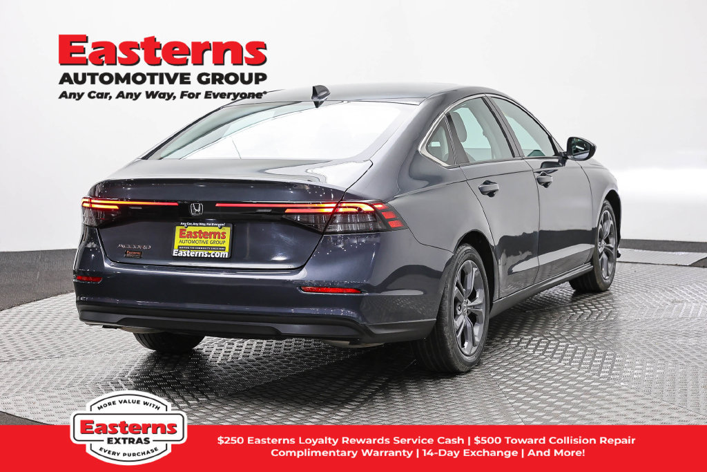 Used 2023 Honda Accord EX image 6