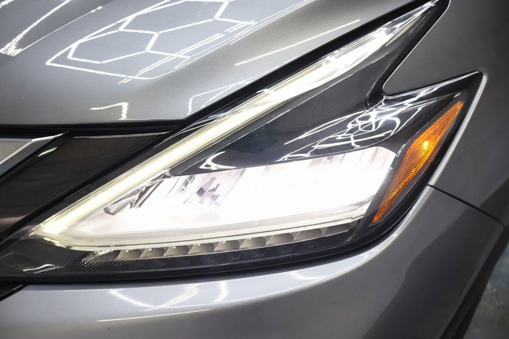 Used 2020 Nissan Murano SV image 26