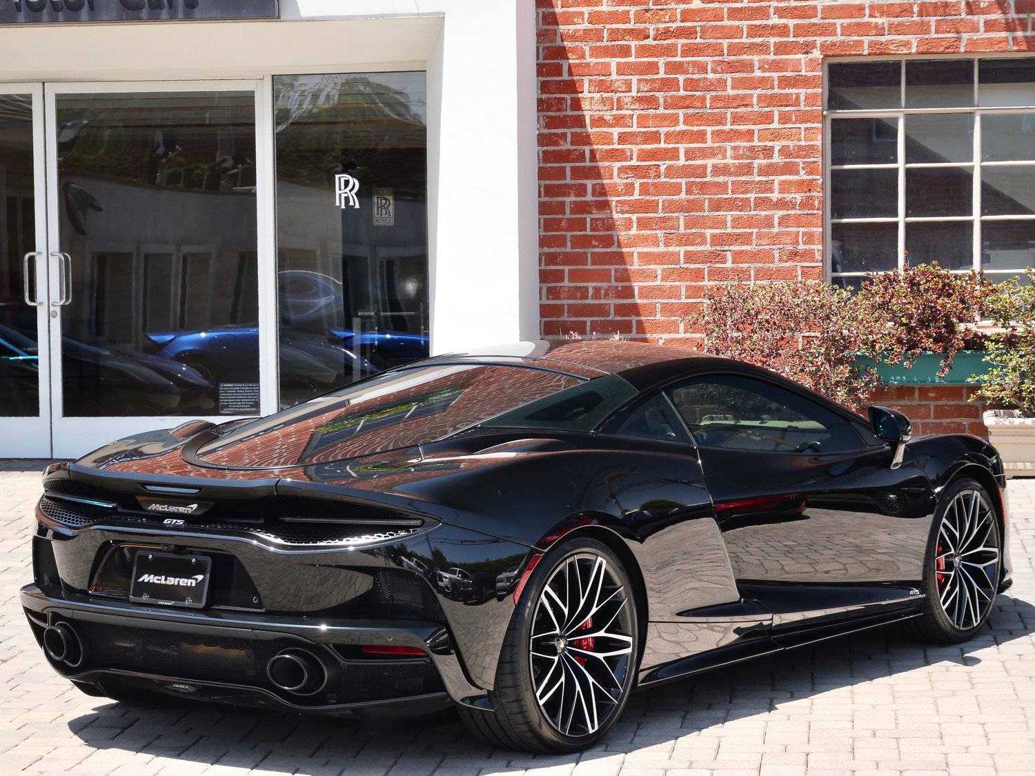 Used 2025 McLaren GTS RWD image 4