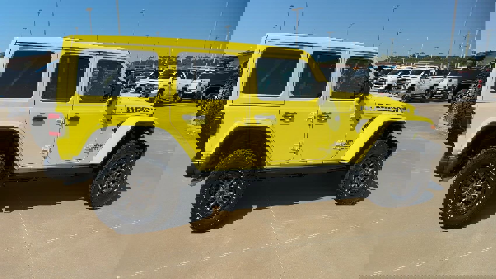 Used 2022 Jeep Wrangler Unlimited Rubicon w/ Trailer Tow Package image 8