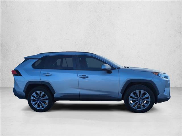 Used 2019 Toyota RAV4 XLE Premium w/ Cold Weather Package image 5