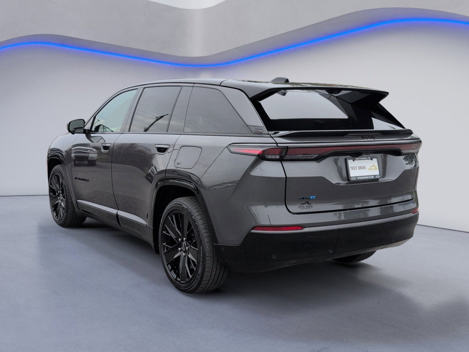 Used 2024 Jeep Wagoneer Launch Edition image 10