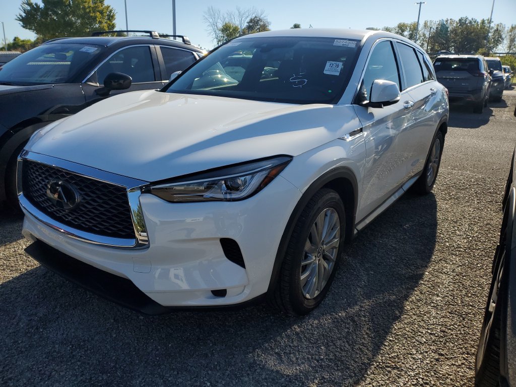 Used 2023 INFINITI QX50 Pure FWD image 7