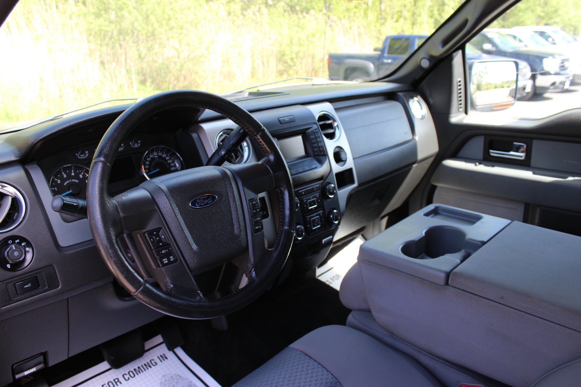 Used 2013 Ford F150 XLT w/ Luxury Equipment Group AWD/4WD image 16