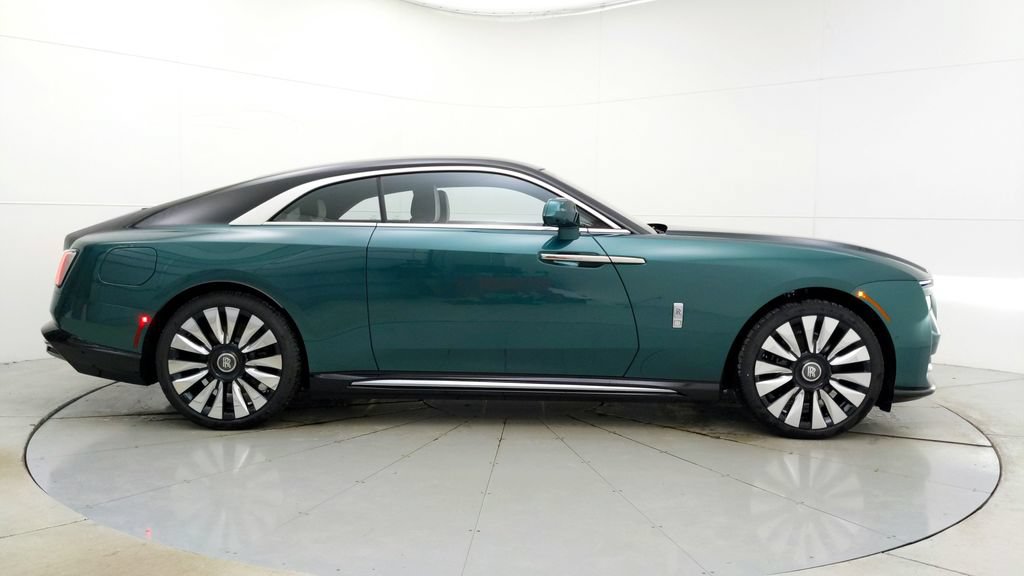 Used 2024 Rolls-Royce Spectre w/ Spectre Launch Package AWD/4WD image 8