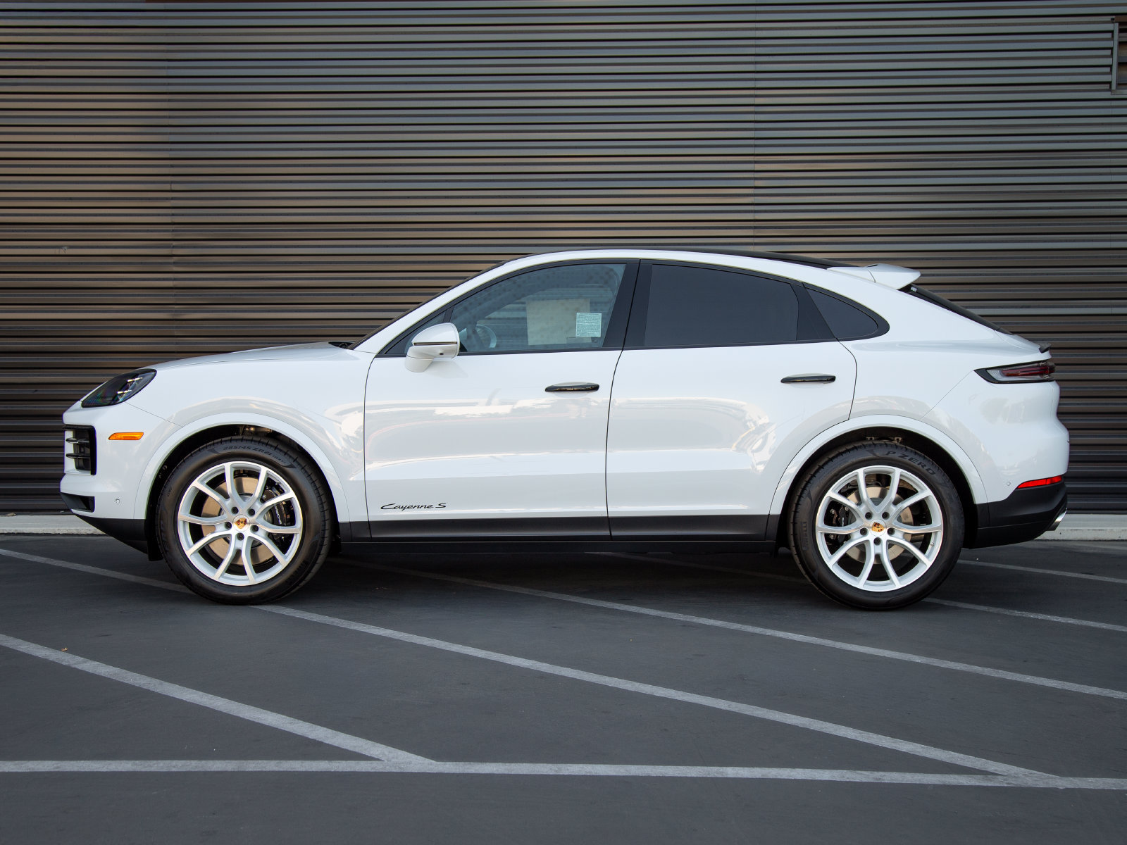 New 2026 Porsche Cayenne S AWD/4WD image 2