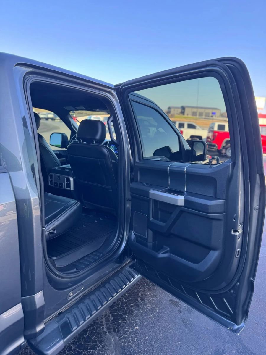 Used 2019 Ford F150 Lariat image 21
