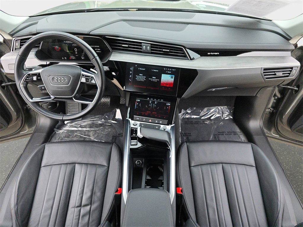 Certified 2024 Audi Q8 e-tron Premium image 16