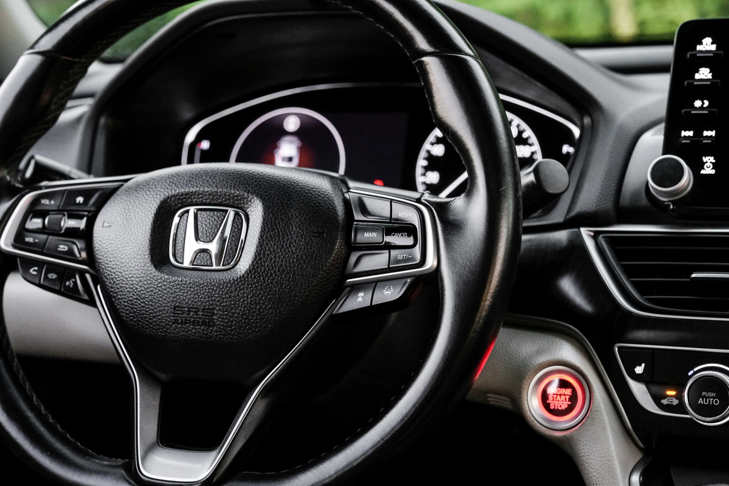 Used 2018 Honda Accord EX-L image 19