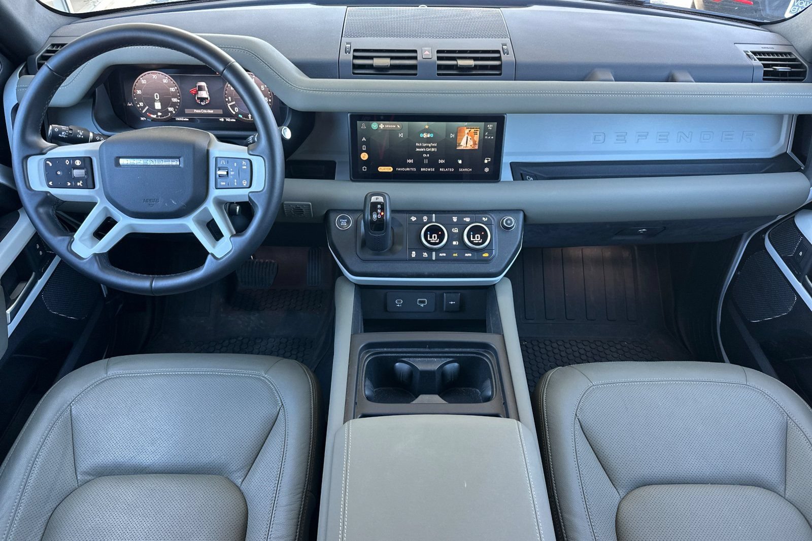 Used 2024 Land Rover Defender 110 S AWD/4WD image 16