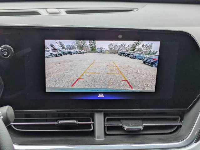 Used 2025 Chevrolet Trax LT image 18