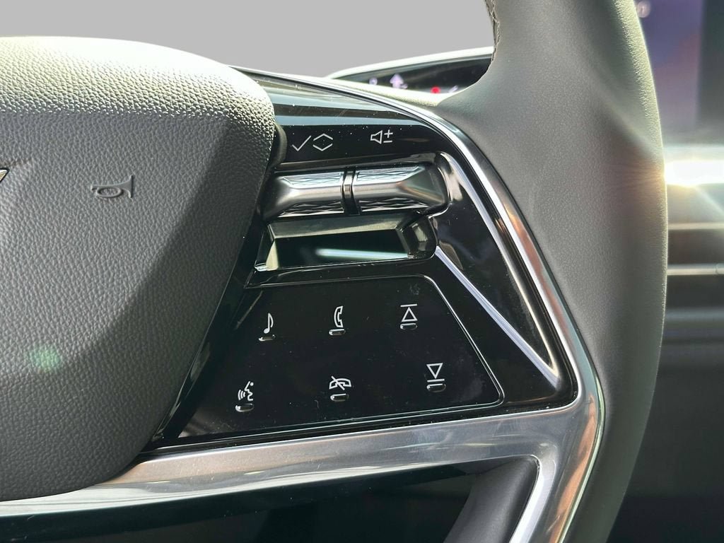 New 2025 Cadillac Escalade IQ Luxury 1 AWD/4WD image 19