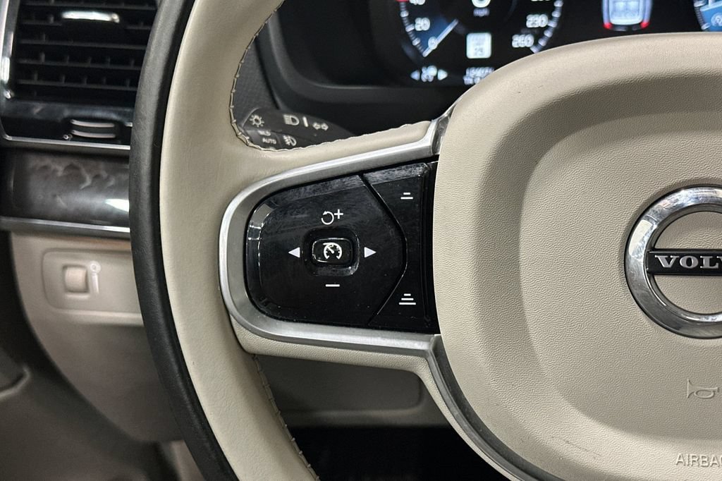 Used 2017 Volvo XC90 T6 Momentum w/ Vision Package AWD/4WD image 29