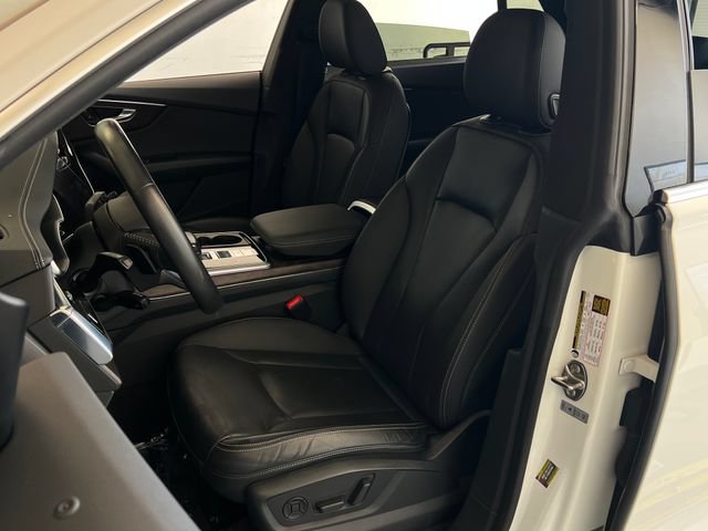 Used 2019 Audi Q8 Prestige AWD/4WD image 35