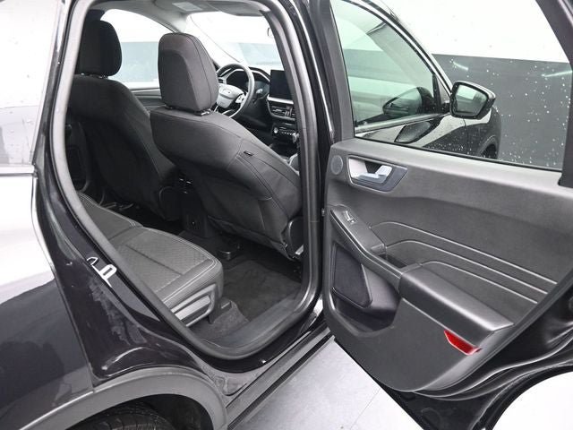 Used 2023 Ford Escape Active w/ Tech Pack #2 AWD/4WD image 13