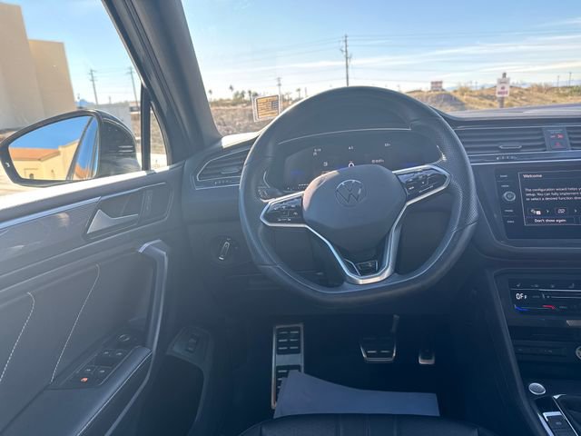 Used 2024 Volkswagen Tiguan SE R-Line image 13