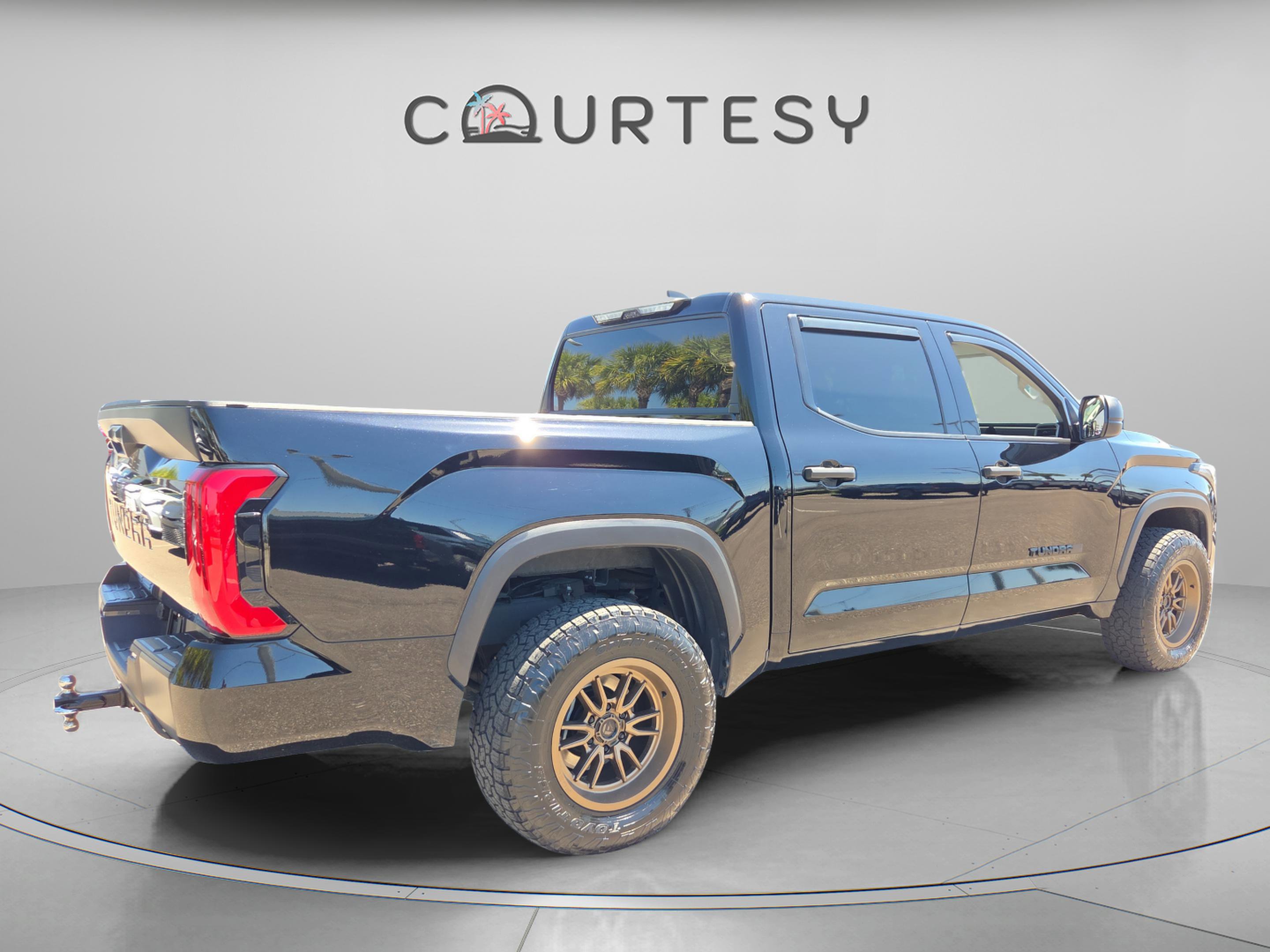 Used 2024 Toyota Tundra SR5 image 5