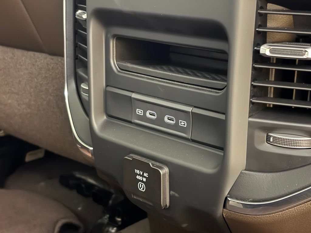 New 2026 RAM 2500 Laramie AWD/4WD image 22