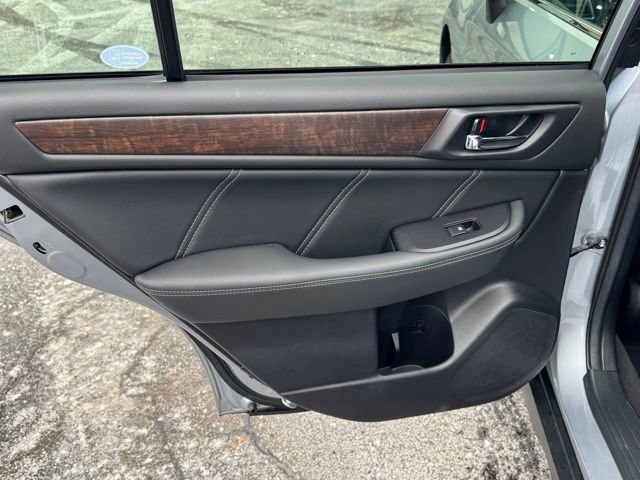 Used 2019 Subaru Outback 2.5i Limited w/ Popular Package #2 image 15