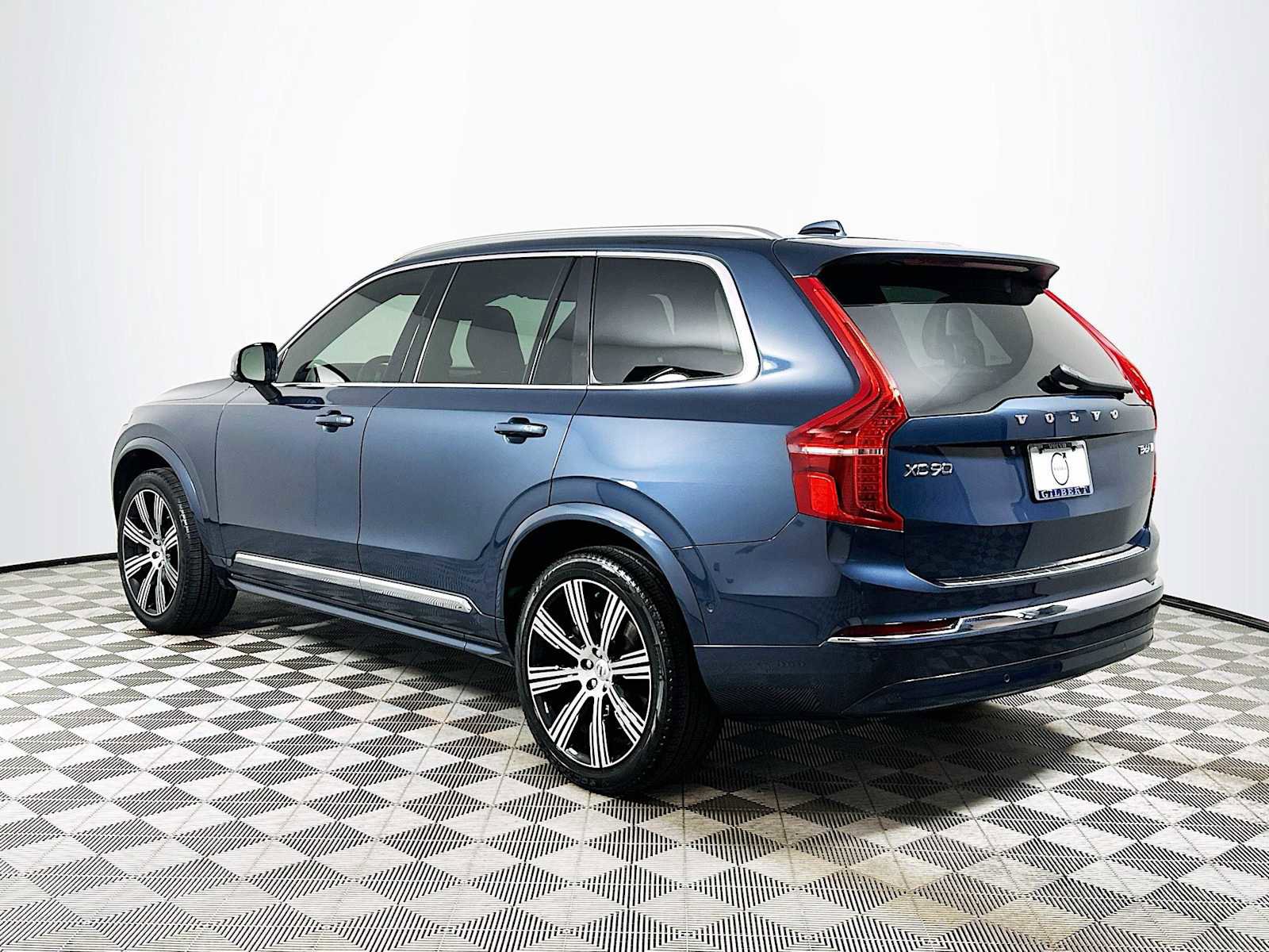 Used 2023 Volvo XC90 B6 Ultimate w/ Protection Package Premier AWD/4WD image 5