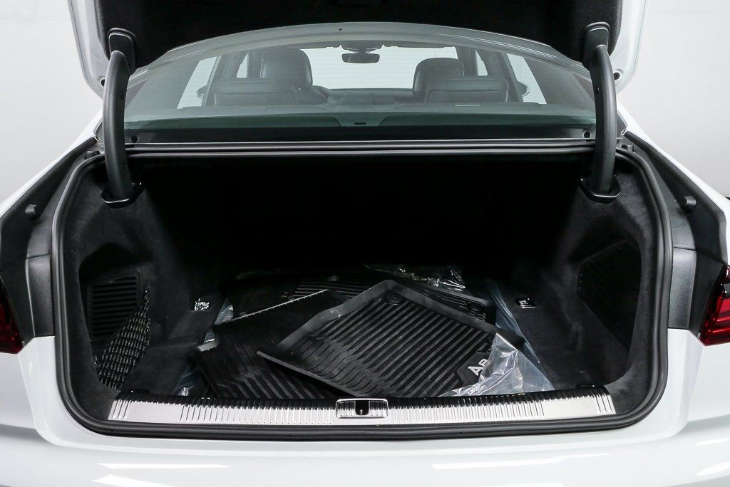 New 2025 Audi A8 L 3.0T image 31