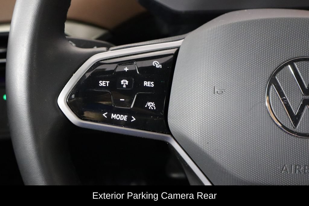 Used 2024 Volkswagen ID.4 2WD image 8