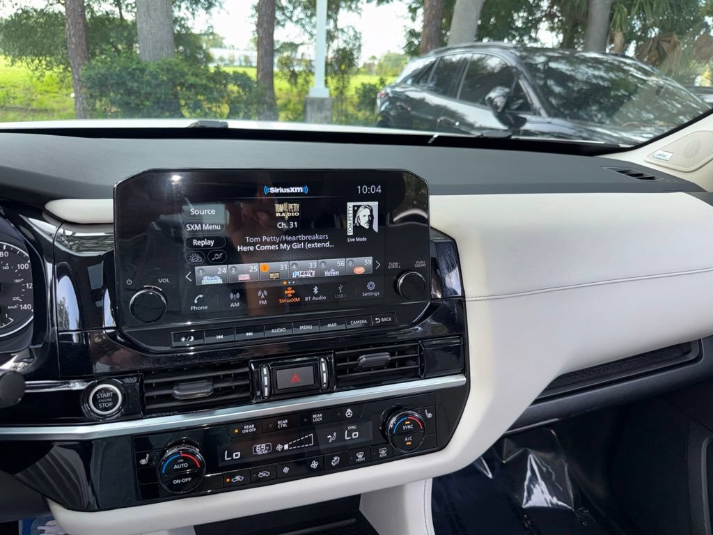 Used 2023 Nissan Pathfinder SL w/ SL Premium Package FWD image 46