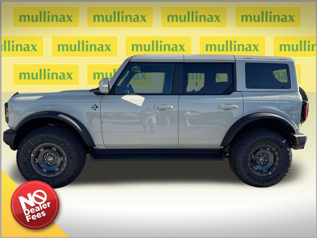 New 2025 Ford Bronco Outer Banks w/ Sasquatch Package image 2