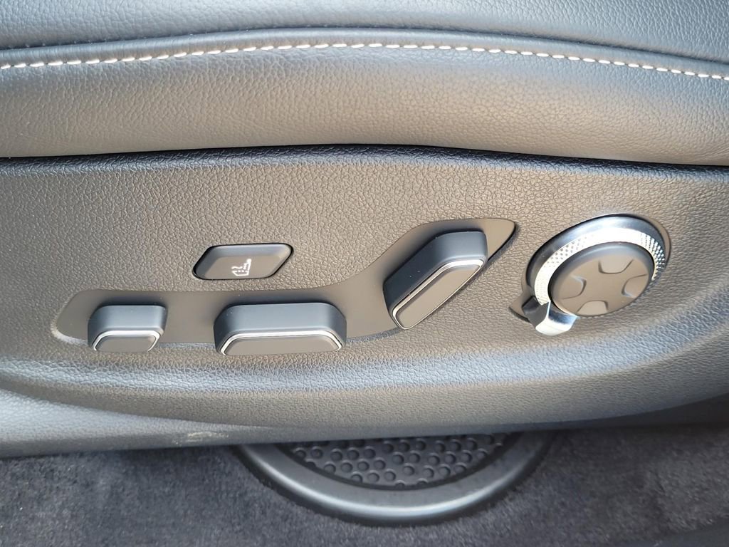 Used 2023 Genesis GV80 3.5T Advanced + image 11