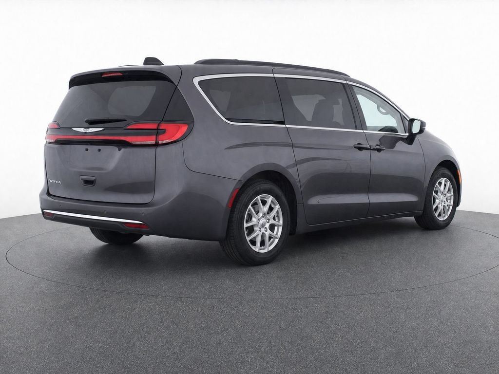 Used 2022 Chrysler Pacifica Touring-L FWD image 8