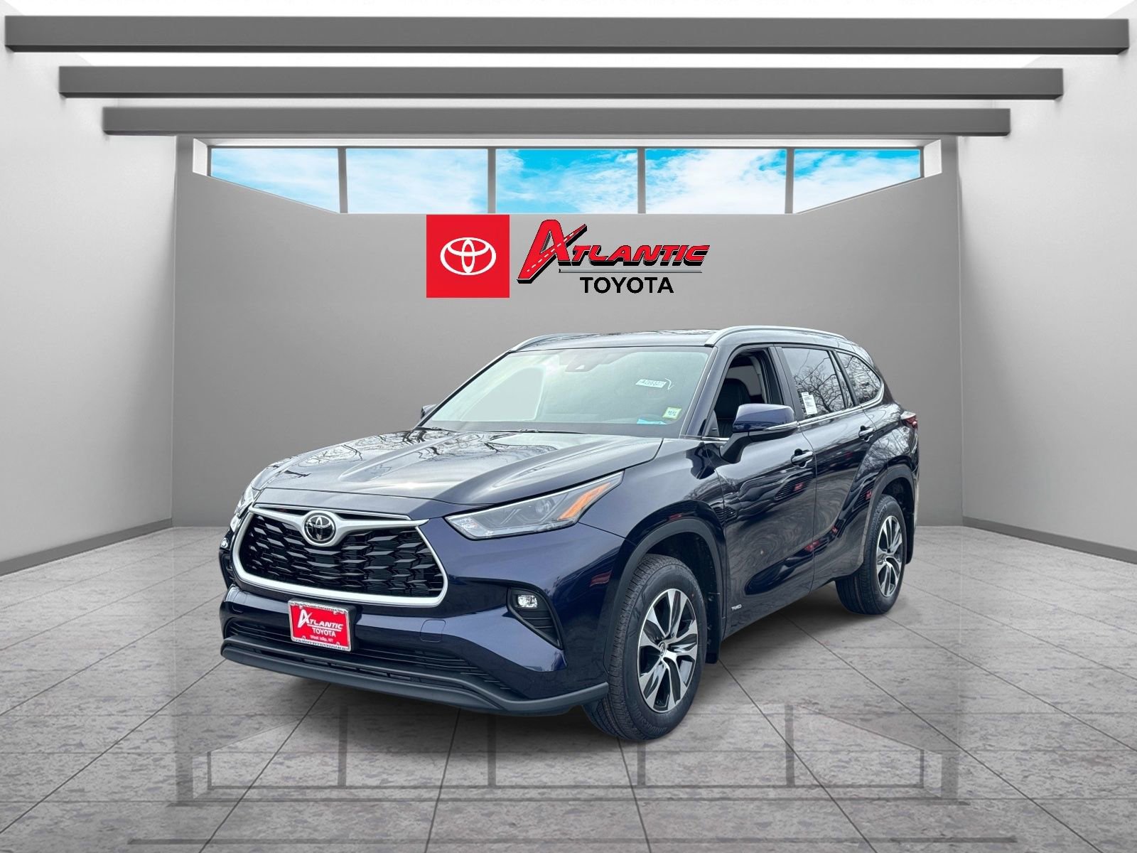 New 2026 Toyota Highlander XLE image 1