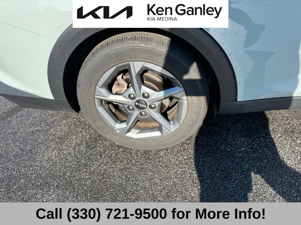 Certified 2025 Kia K4 FWD image 23