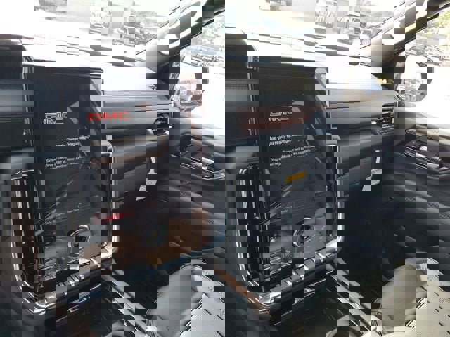 New 2026 GMC Yukon Denali image 26