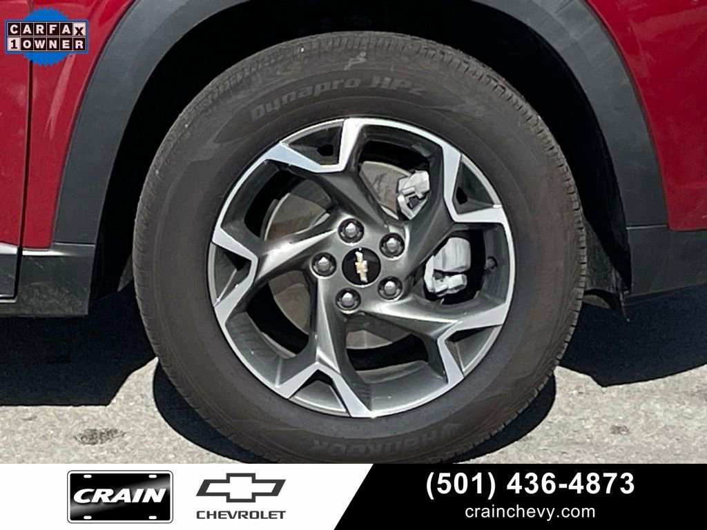 Used 2025 Chevrolet Trax LT w/ LT Convenience Package image 32