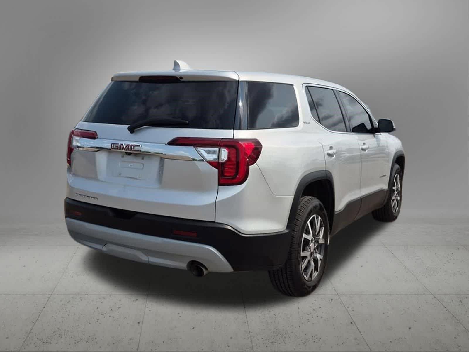 Used 2020 GMC Acadia SLE FWD image 6