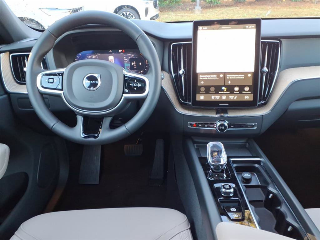 New 2026 Volvo XC60 B5 Plus w/ Protection Package Premier AWD/4WD image 9