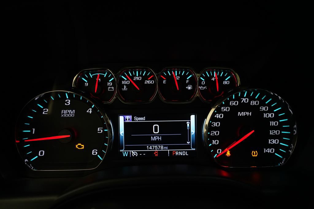 Used 2017 Chevrolet Silverado 1500 LT w/ LT Convenience Package image 2