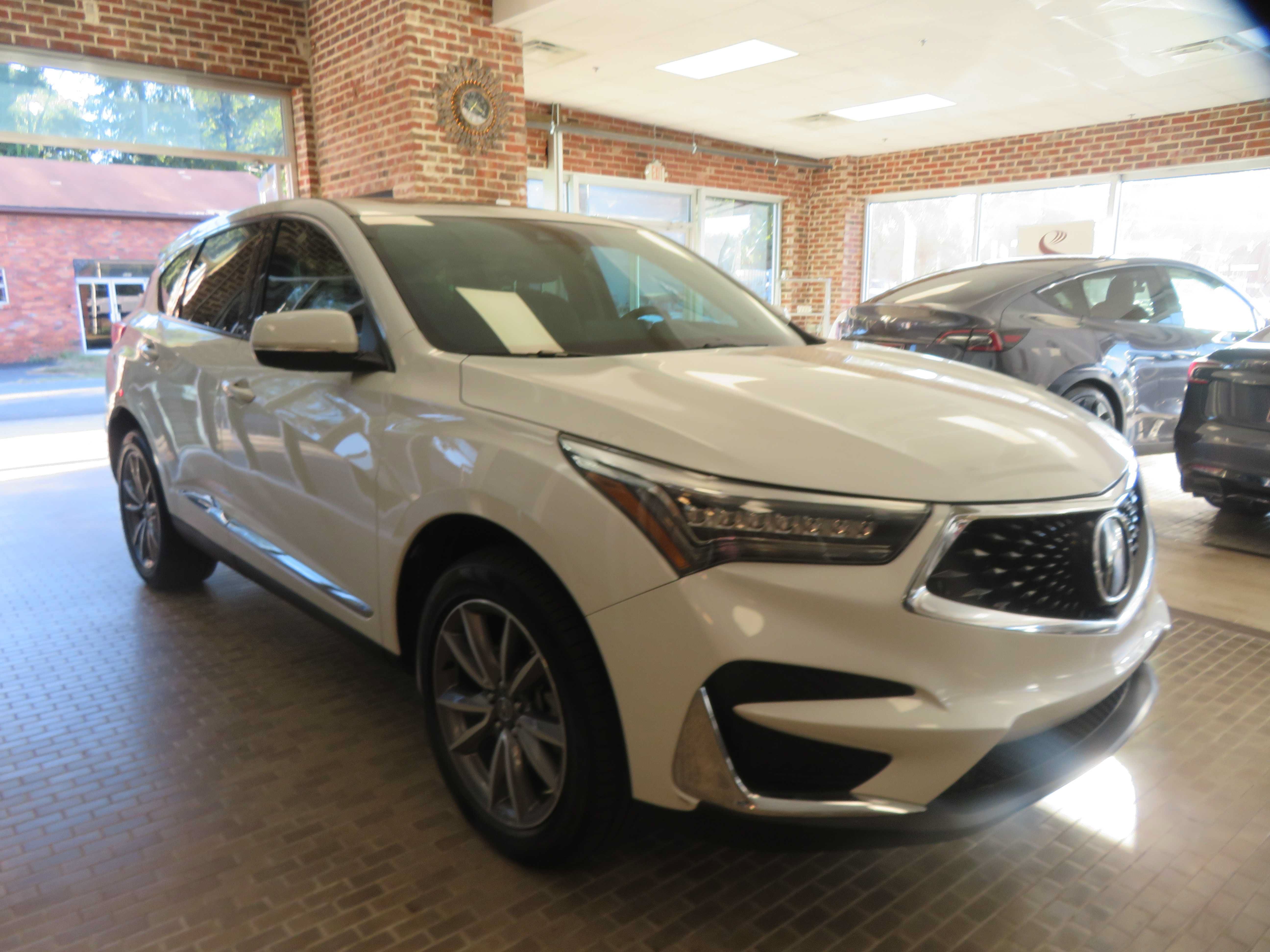 Used 2021 Acura RDX w/ Technology Package AWD/4WD image 3