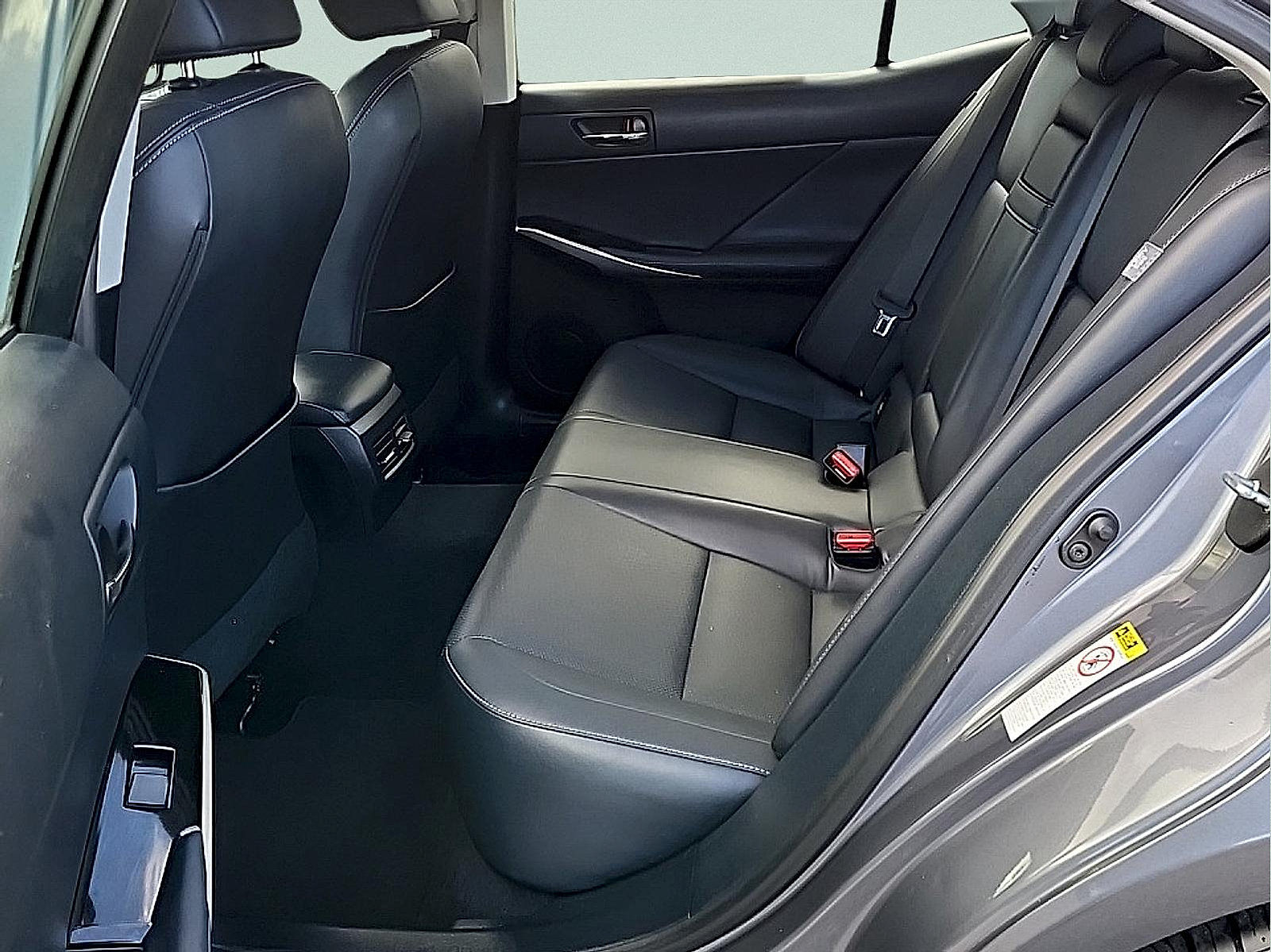 Used 2015 Lexus IS 250 AWD w/ Navigation System Package image 12
