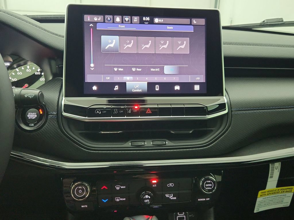 New 2026 Jeep Compass Latitude AWD/4WD image 25