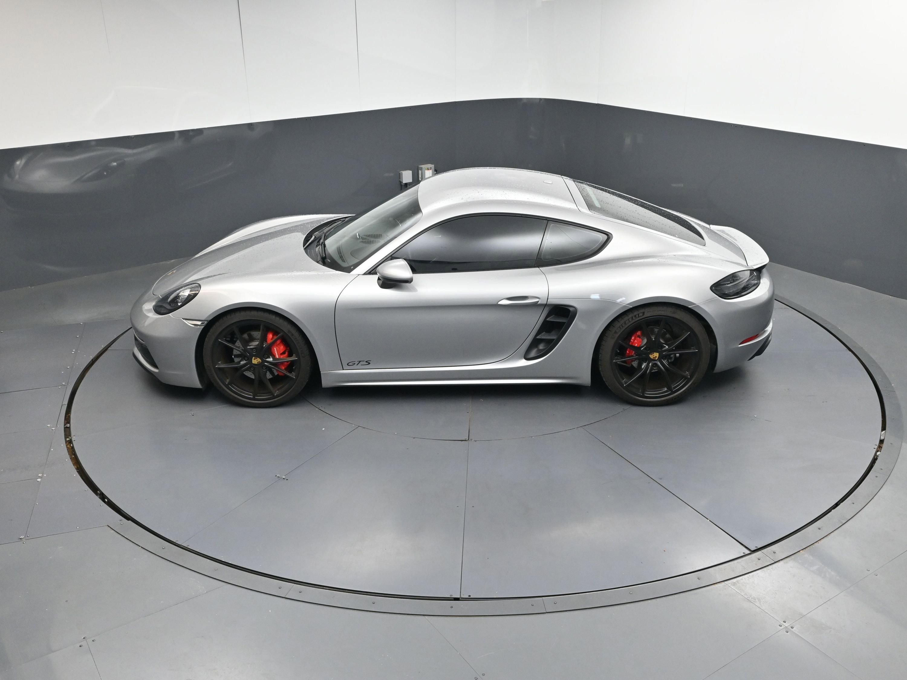 Certified 2019 Porsche 718 Cayman GTS image 35