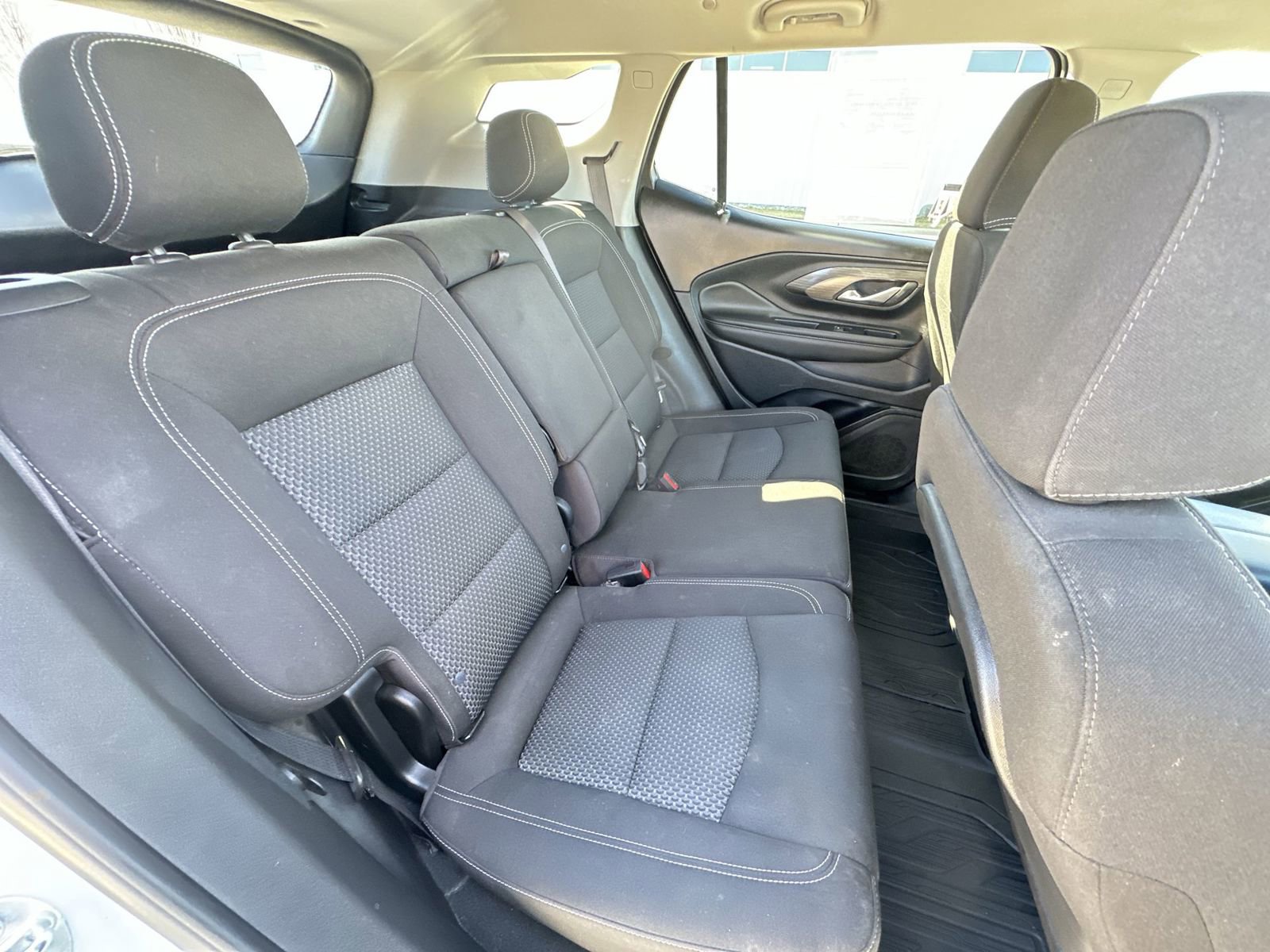 Used 2023 GMC Terrain SLE w/ Driver Convenience Package AWD/4WD image 26