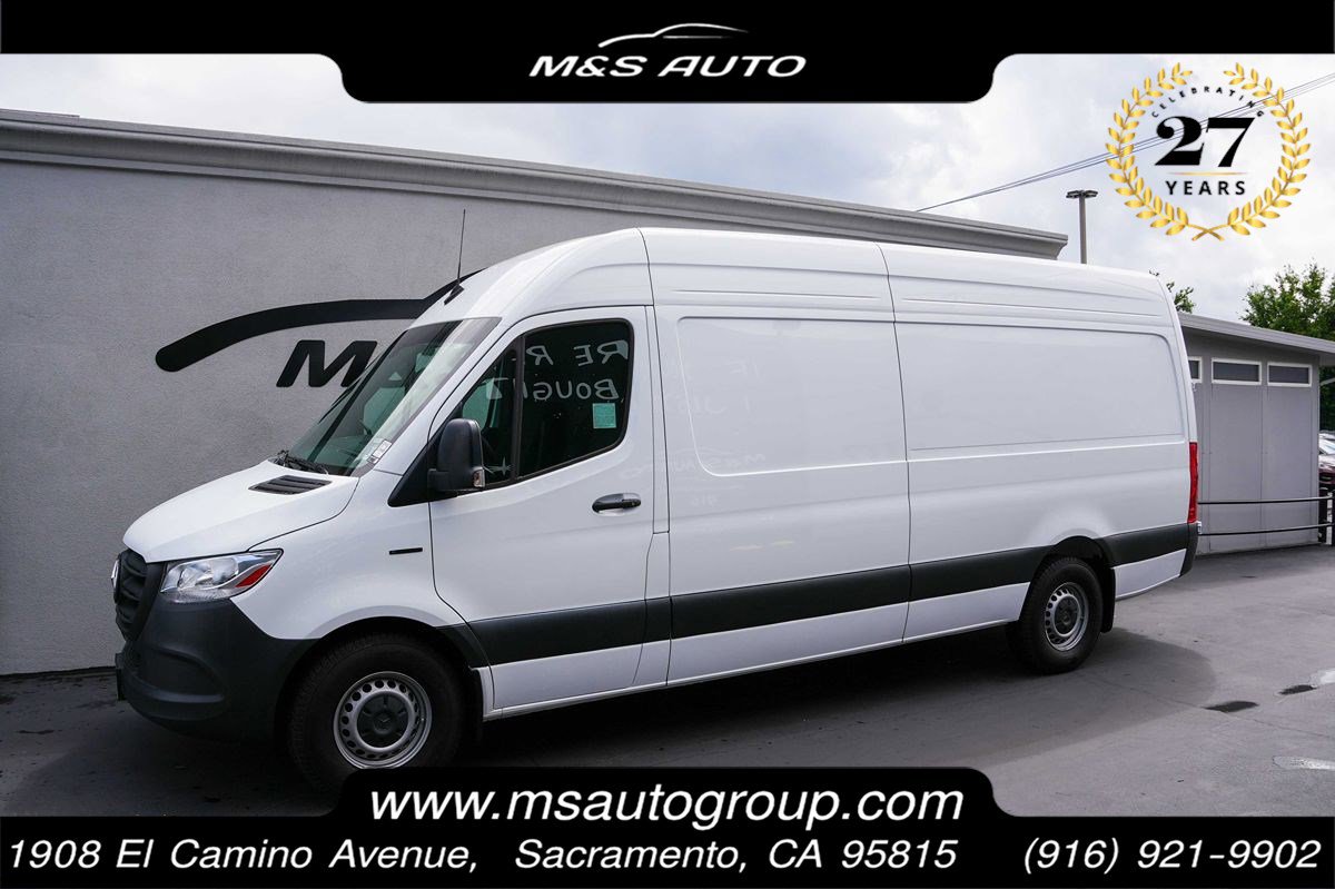 Used 2024 Mercedes-Benz eSprinter 170 Cargo image 1