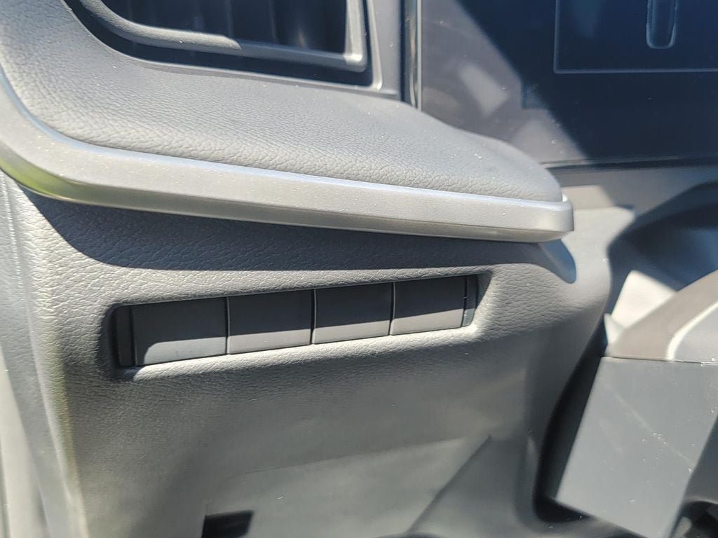 New 2025 Nissan Kicks S w/ Charging Package AWD/4WD image 31