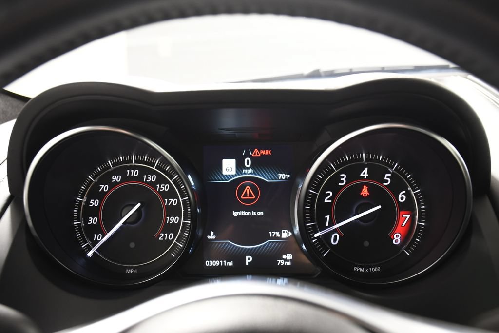 Used 2020 Jaguar F-TYPE R AWD/4WD image 31