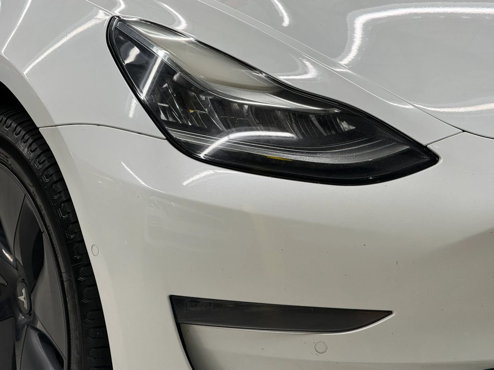 Used 2018 Tesla Model 3 Long Range RWD image 6
