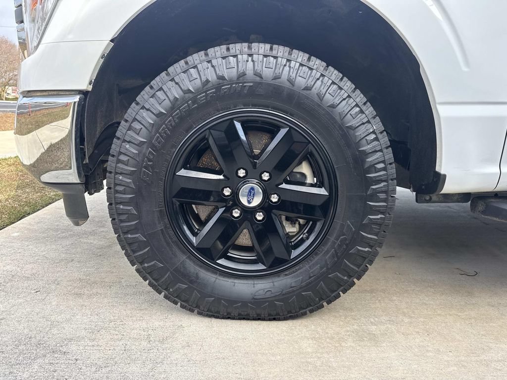 Used 2022 Ford F150 XLT w/ Equipment Group 301A Mid AWD/4WD image 5
