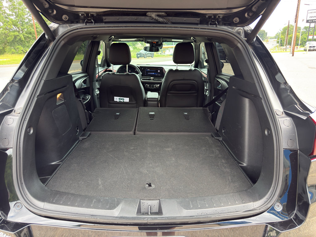 Used 2025 Chevrolet TrailBlazer RS w/ Convenience Package FWD image 20
