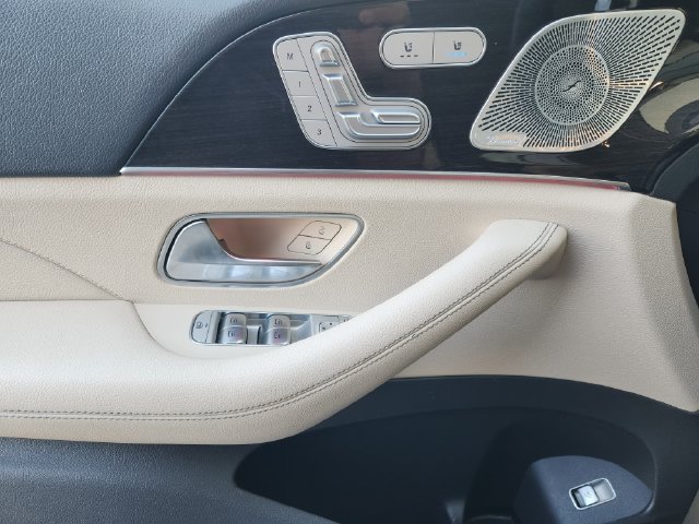 Used 2020 Mercedes-Benz GLE 350 image 24