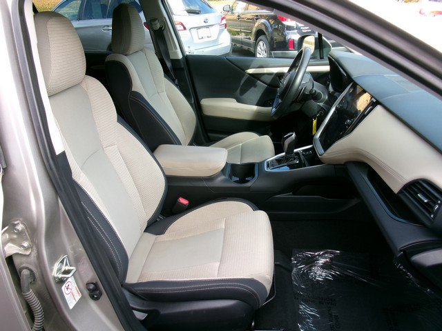 Used 2020 Subaru Outback Premium image 18